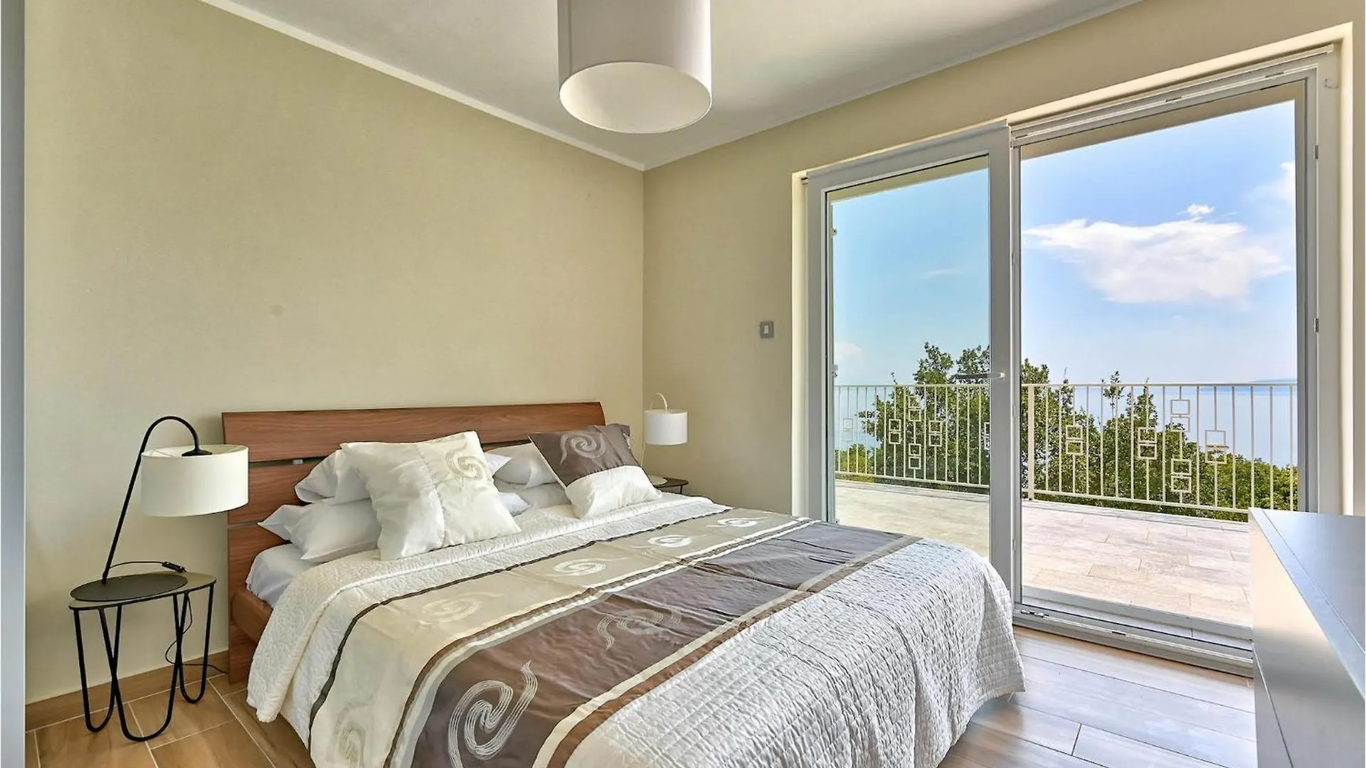 Villa Carmen Opatija 0*,  Croatia