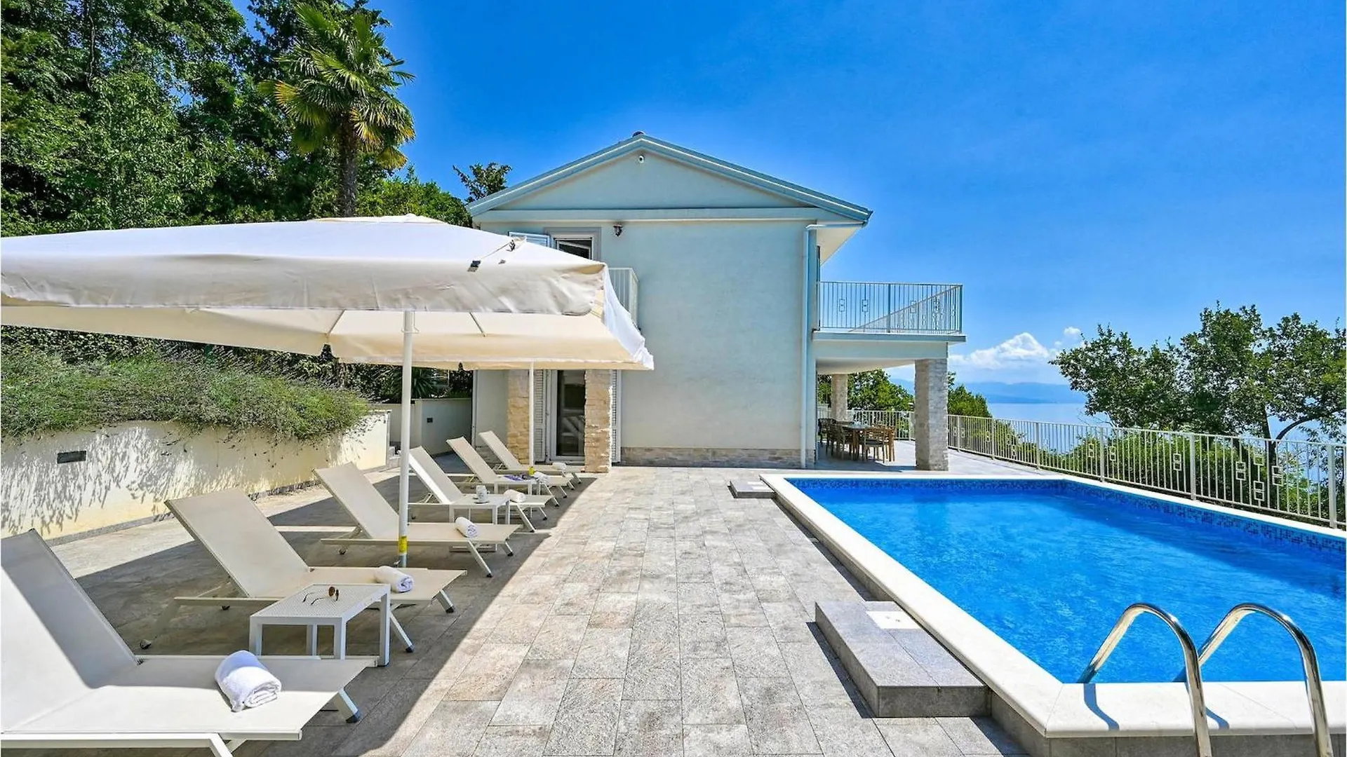 Semesterbostad Villa Carmen Opatija